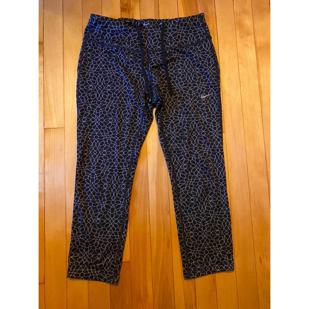 Nike Dri-fit Capri workout leggings